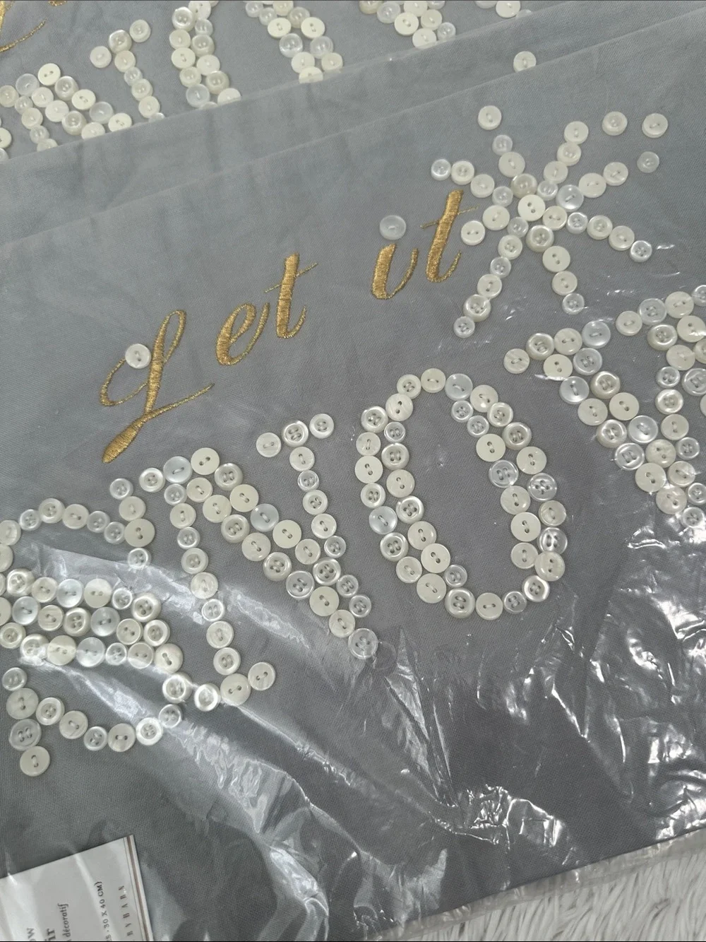 🌴 NWT Set of 3 Pier 1 Throw Pillow Covers 12”x16” Let it Snow